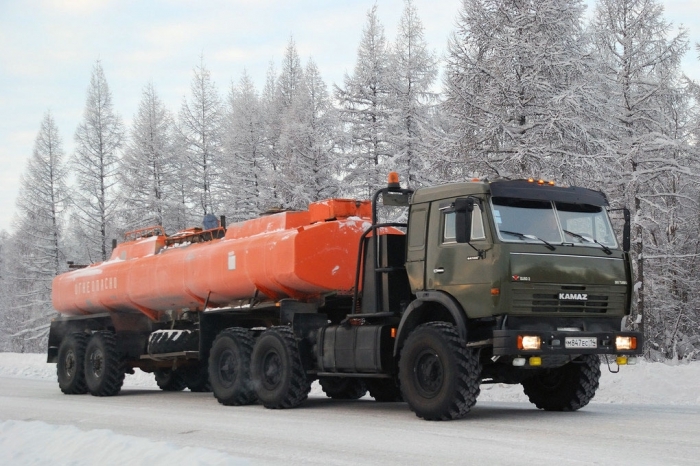 Схему досрочного завоза топлива в арктические районы Якутии решили усовершенствовать