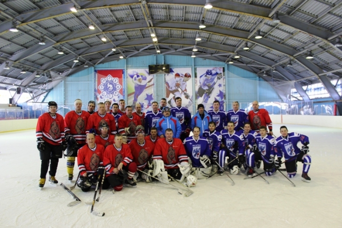 Хоккеисты Якутска победили на Спартакиаде зимних видов спорта