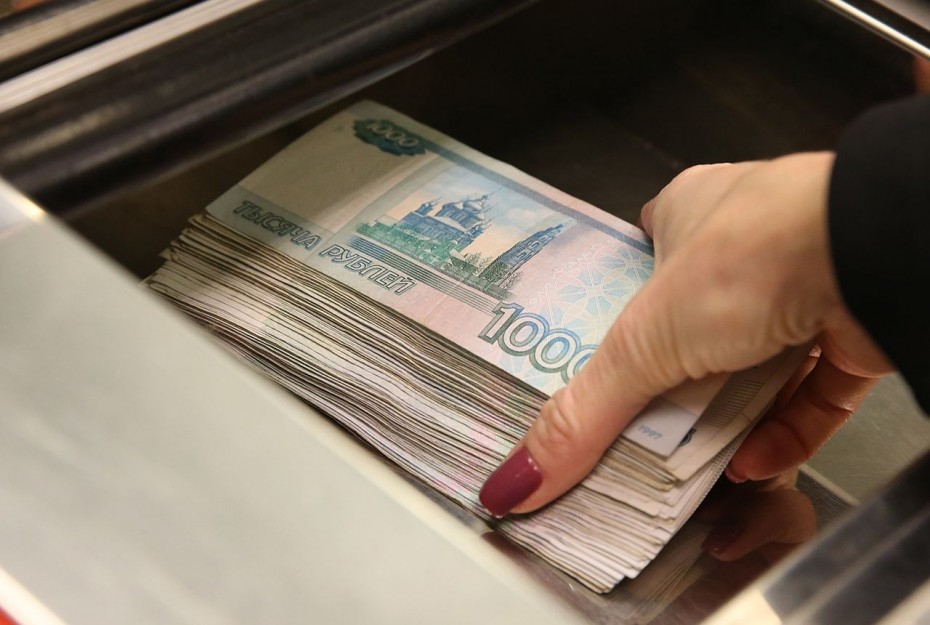 Поймана на присвоении денег из кассы нерадивая сотрудница банка в Якутске