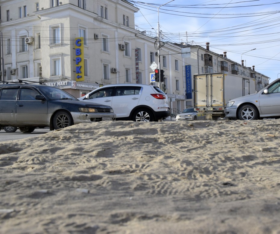 Политику в сторону – Якутск в песок: Весна в очередной раз застала врасплох столичную власть