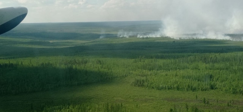 В Сунтарском районе авиацией МЧС России слито более 300 тонн воды