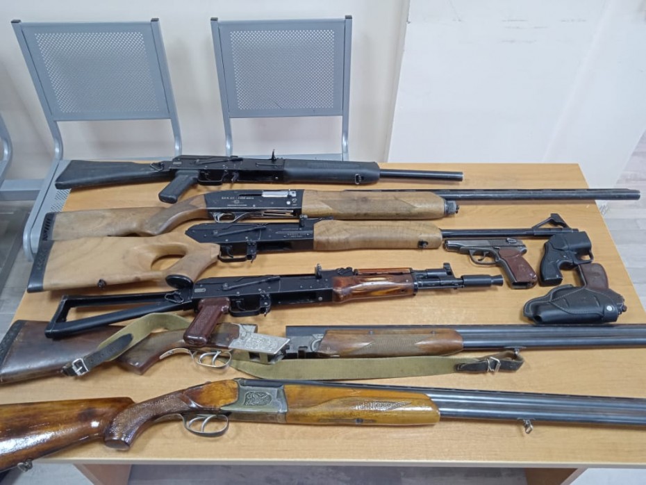 За выходные дни в Якутске росгвардейцами изъято 18 единиц оружия