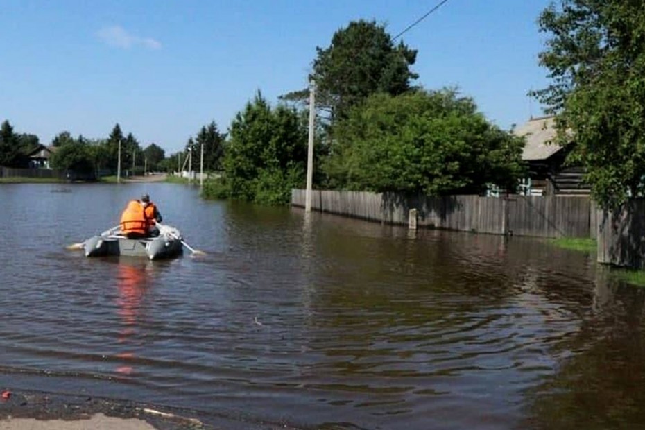 Трутнев предложил изменить систему выплат за ущерб от наводнений в пользу регионов