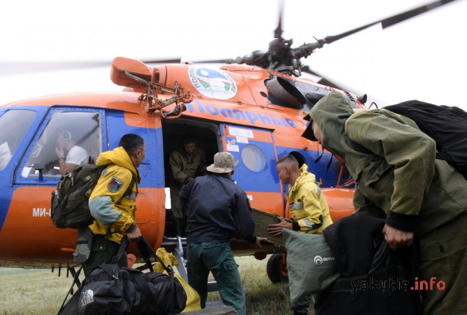 Авиалесоохрана перебрасывает около 100 десантников на юго-восток Якутии