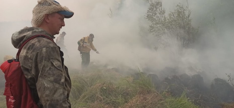 По данным авиалесоохраны 28 лесных пожаров действует в Якутии
