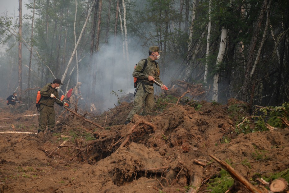 Волонтёры, принимавшие участие в борьбе с лесными пожарами, смогут пройти диспансеризацию