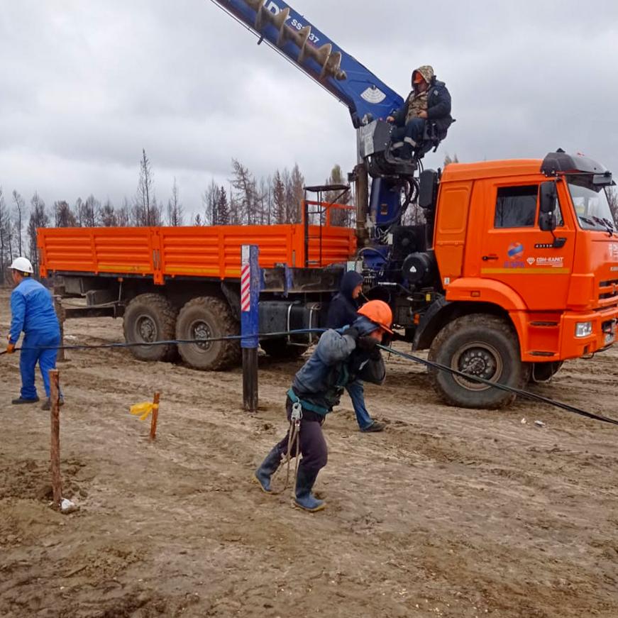 Энергетики завершили основные работы по строительству сетей села Бясь-Кюель