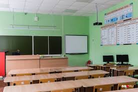 В Якутске школьники с 1 по 4 классы переводятся на очную форму обучения с 11 октября