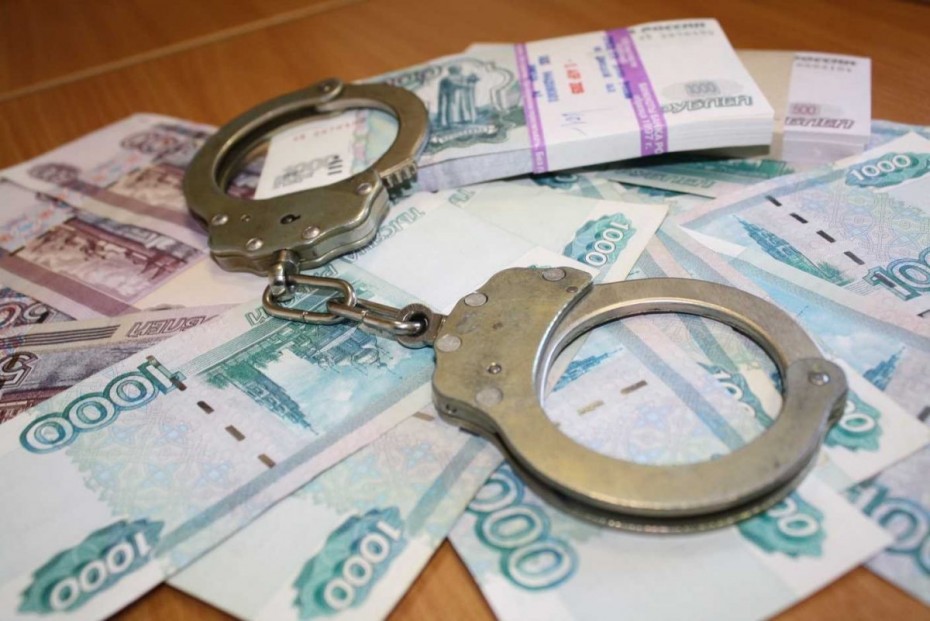 В передаче взятки в сумме 6 миллионов рублей обвиняется экс-сотрудник авиакомпании «Якутия»