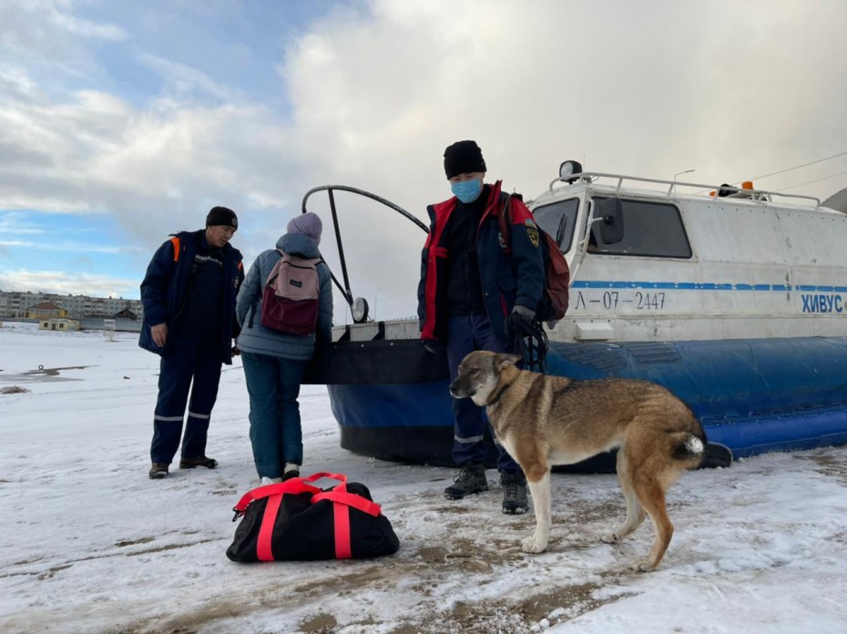 Собаку, застрявшую во льдах спасли в Якутске