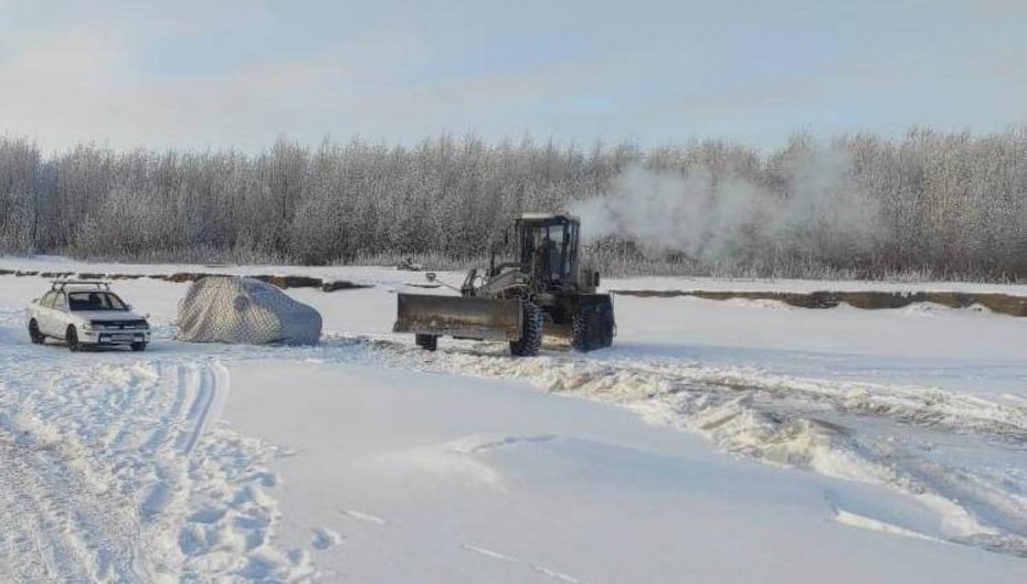 Сроки открытия ледовых переправ и автозимников в Якутии были скорректированы из-за теплой погоды