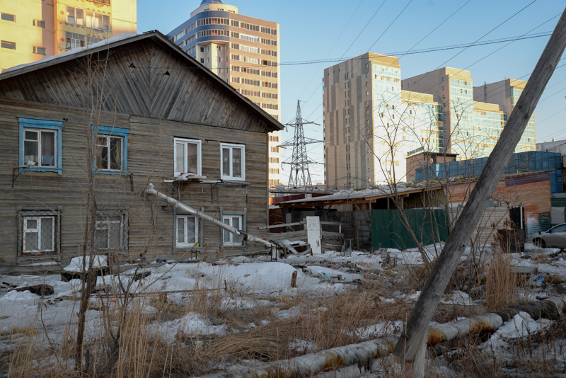 Айсен Николаев: Мы должны расселить более 1 млн кв. метров аварийного жилья