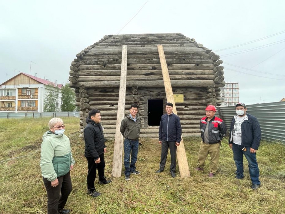 В Якутии восстановлено 35 памятников исторического и культурного наследия