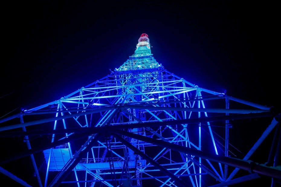 В День Конституции телебашня в Якутске загорится цветами российского триколора