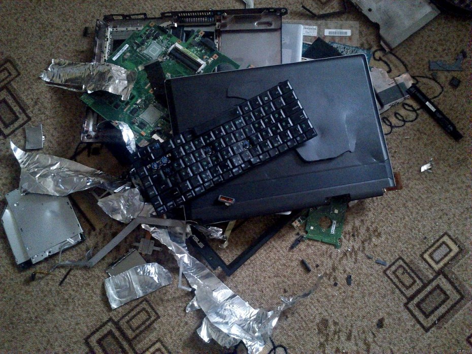 Два года лишения свободы грозит жительнице Якутии за разбитый во время ссоры ноутбук