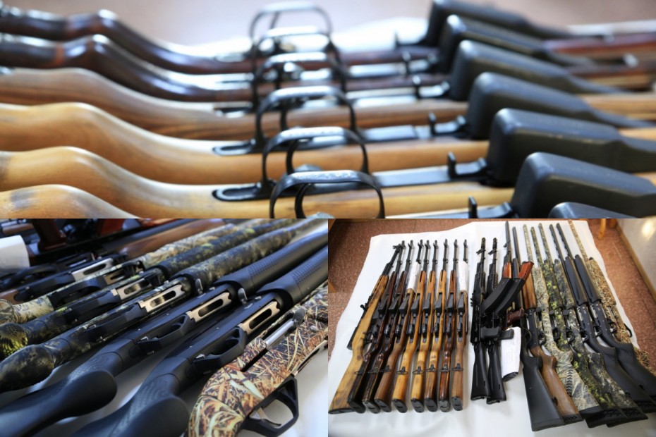 Полицейские в Якутии раскрыли хищение из магазина 21 ружья и вернули украденное