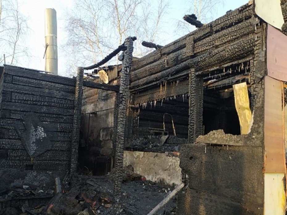 Женщина с ребенком погибли при пожаре в Якутске – возбуждено уголовное дело