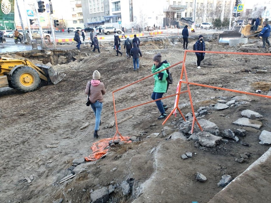 Власти не позаботились о переходе: Виталий Обедин об уважении к горожанам при ремонте проспекта Ленина