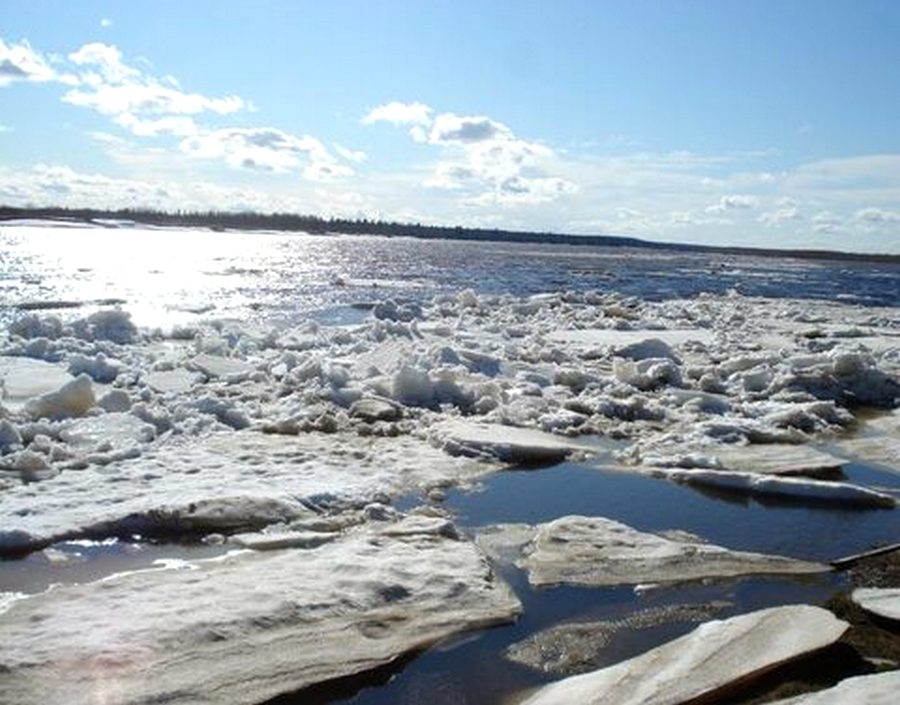 Служба спасения: Вскрытие реки Лена под Якутском ожидается 18-19 мая