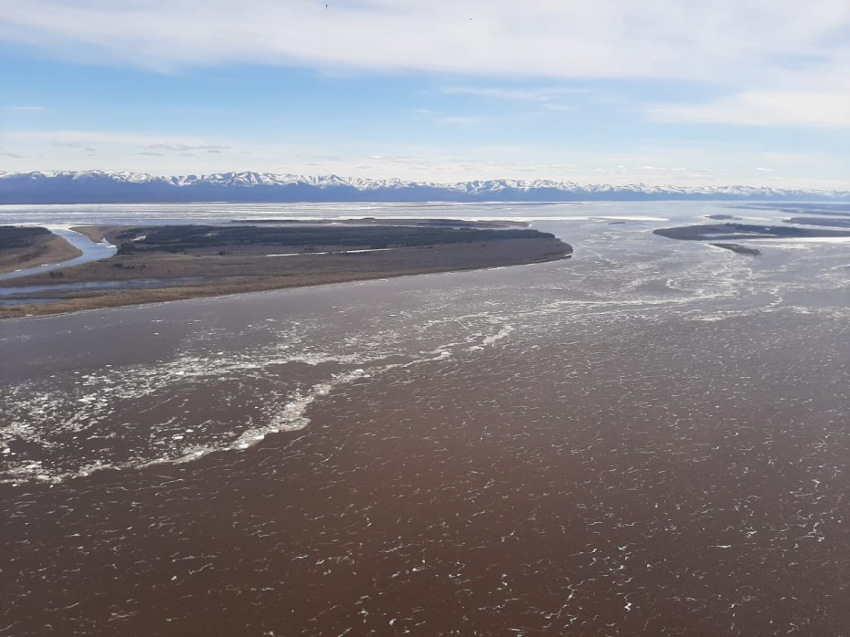 Ледоход : Критических уровней воды на реках Якутии не зарегистрировано