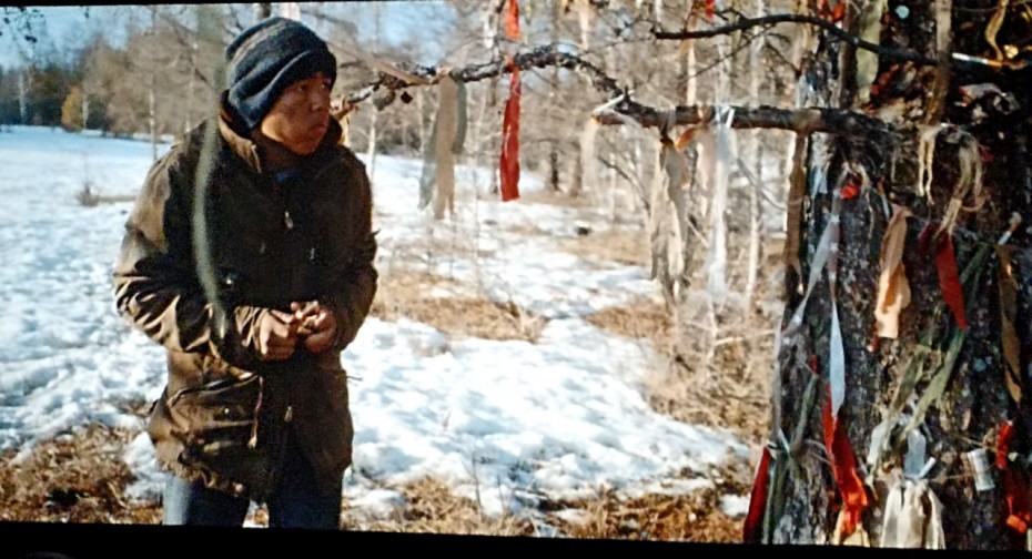 «Нелегал» – правдиво или хайпово: Стоит ли идти на новую работу якутского Балабанова
