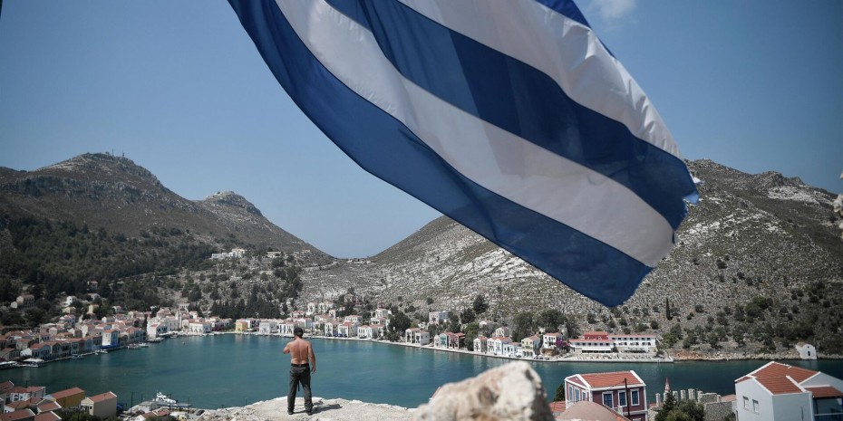 Греция перестала принимать документы на визы у россиян