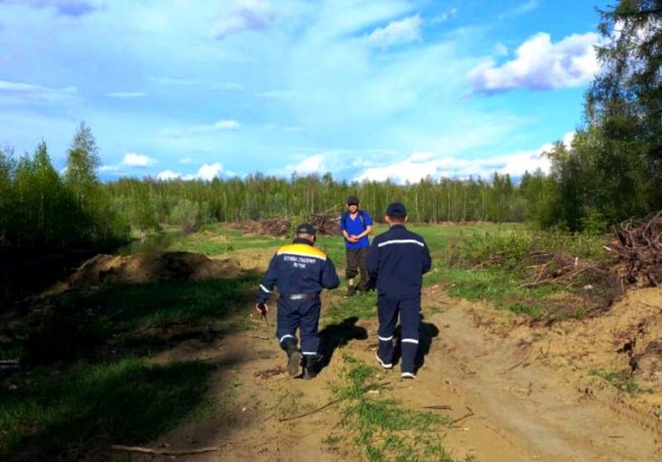 Заблудившегося мужчину отыскали в лесу спасатели Нюрбинского района