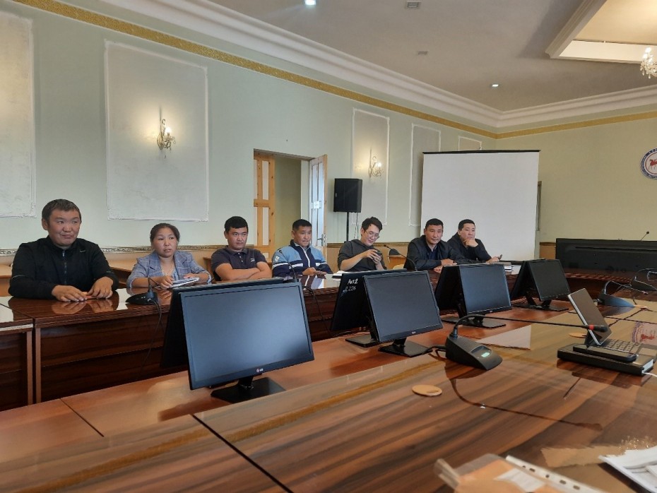 В Чурапчинском районе состоялся круглый стол с участием представителей инфраструктуры поддержки предпринимательства республики