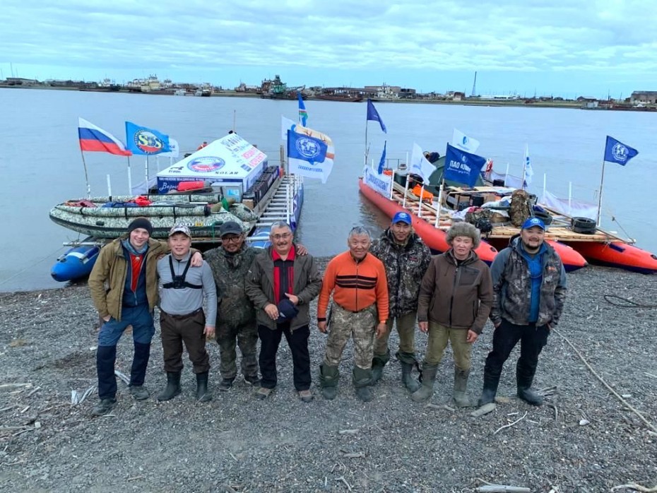 Арктическая экспедиция РГО успешно высадилась на острове Беннетта в море Лаптевых