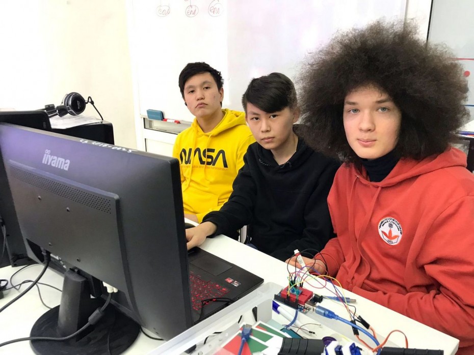 Якутские школьники декодировали телеметрию с космического аппарата