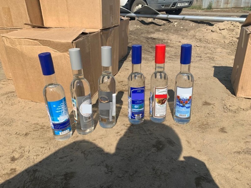 Четыре года условно за продажу более 5000 литров немаркированного алкоголя получил житель Якутии