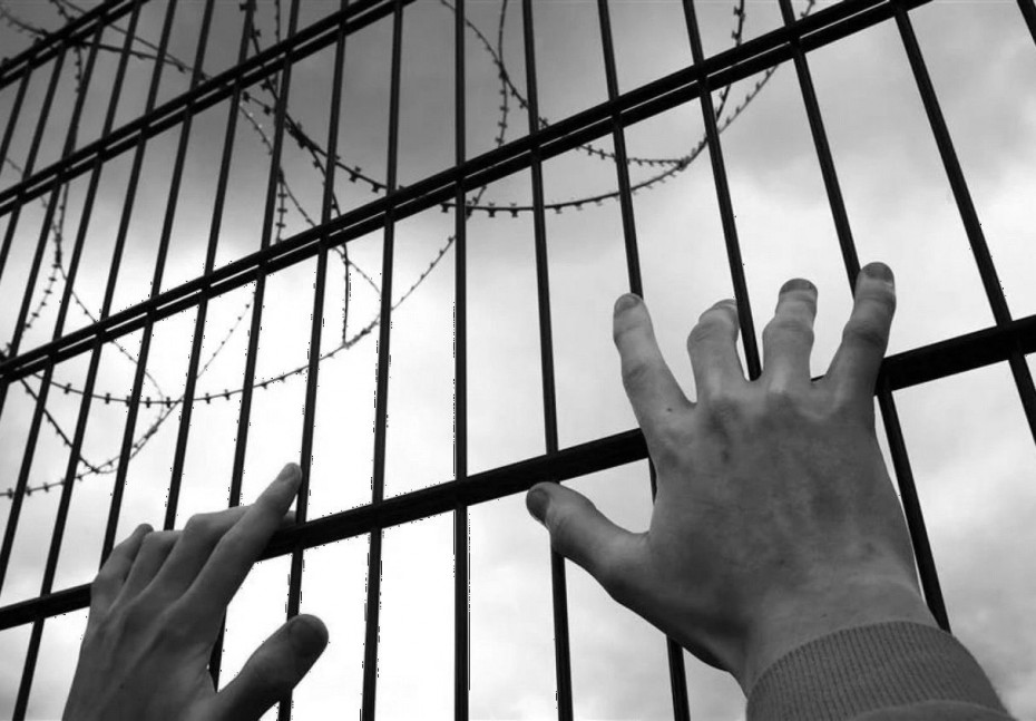Осужден к 14 годам лишения свободы насильник собственной дочери в Якутии