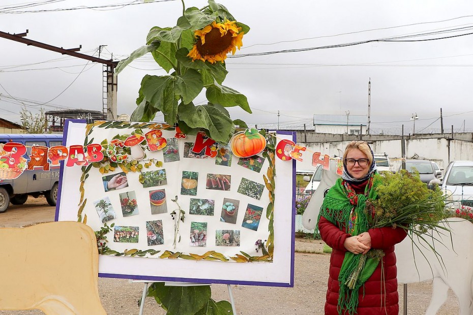 «Накинут бабушки платки»: Выставка «Дары осени - 2022» состоялась среди работников УФСИН и членов их семей