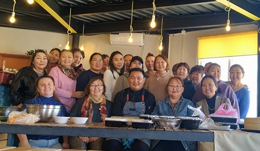 Как готовить азиатские блюда – рассказали самозанятым в Горном районе