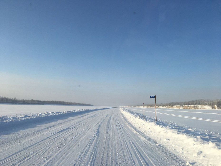 На участках автодорог «Сангар» и «Анабар» в Якутии увеличили грузоподъемность