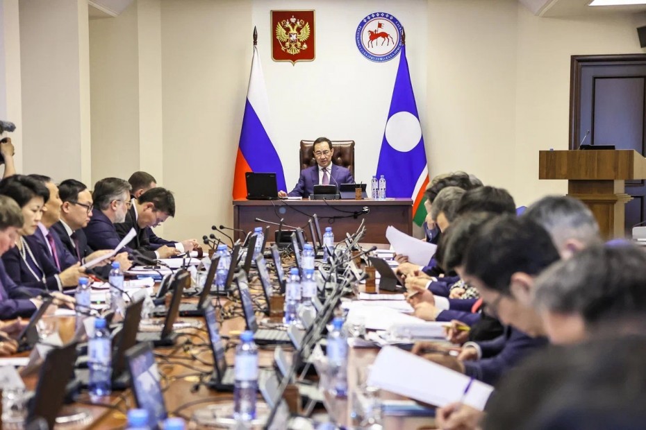 Глава Якутии поручил усилить освоение финансовых средств на реализацию нацпроектов в республике
