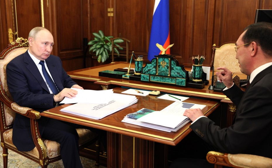 Айсен Николаев пригласил Владимира Путина посетить Якутию в будущем году