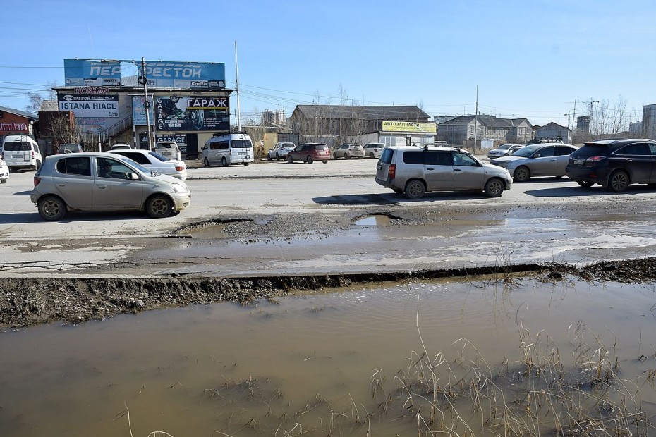 Более 11 километров водоотводных лотков оборудовали по нацпроекту «БКД» в Якутске