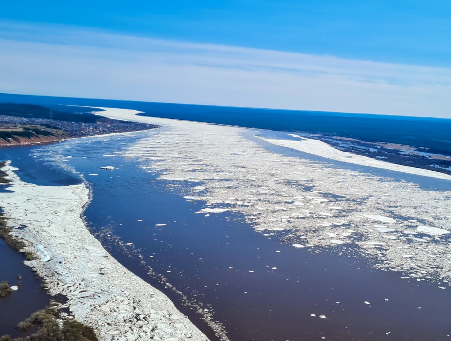 МЧС: В Якутии критических уровней воды в связи с ледоходом на основных реках не зарегистрировано