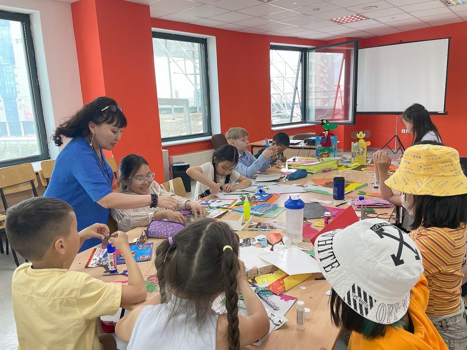 Бесплатный инклюзивный клуб открыли в Центре детского чтения в Якутске