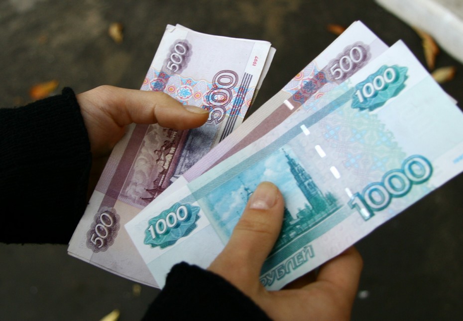 На продаже товара «мимо кассы» попался продавец магазина цифровой техники в Якутске
