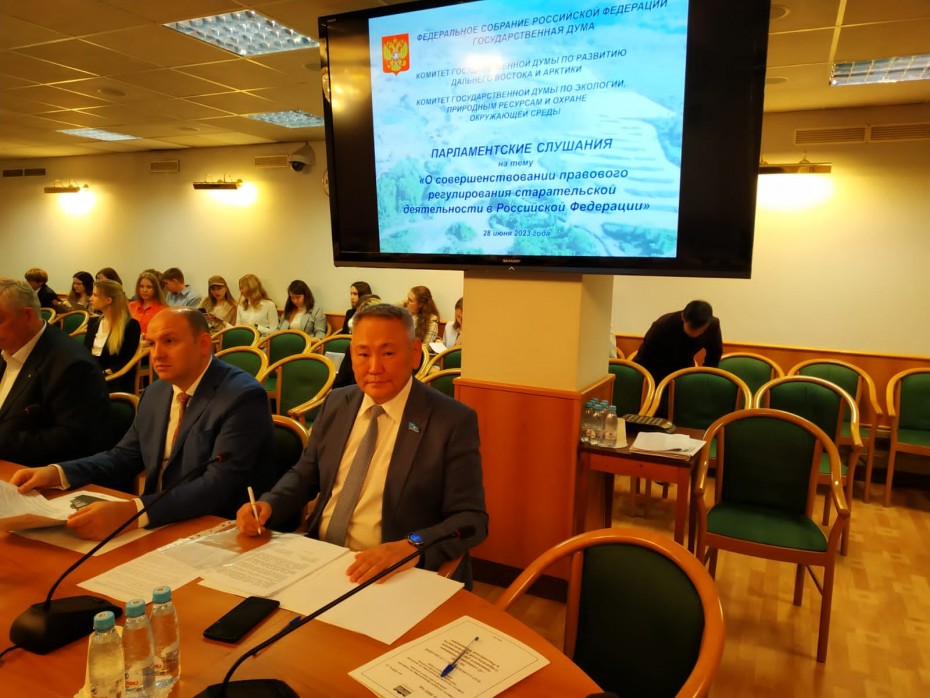 Сахамин Афанасьев: Пилотный законопроект «О старательской деятельности» не будет действовать в Якутии