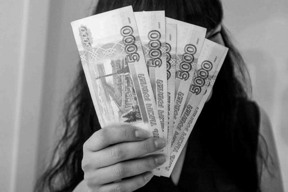 Мошенница под видом закупки мебели выманила 132 тысячи рублей у жителя Сунтар