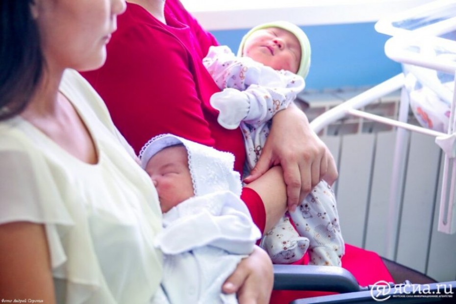 За полгода 2023 года в Якутии родилось 5 433 малыша