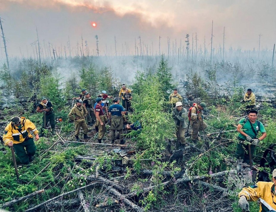 26 лесных пожаров действуют в Якутии по состоянию на 26 июля