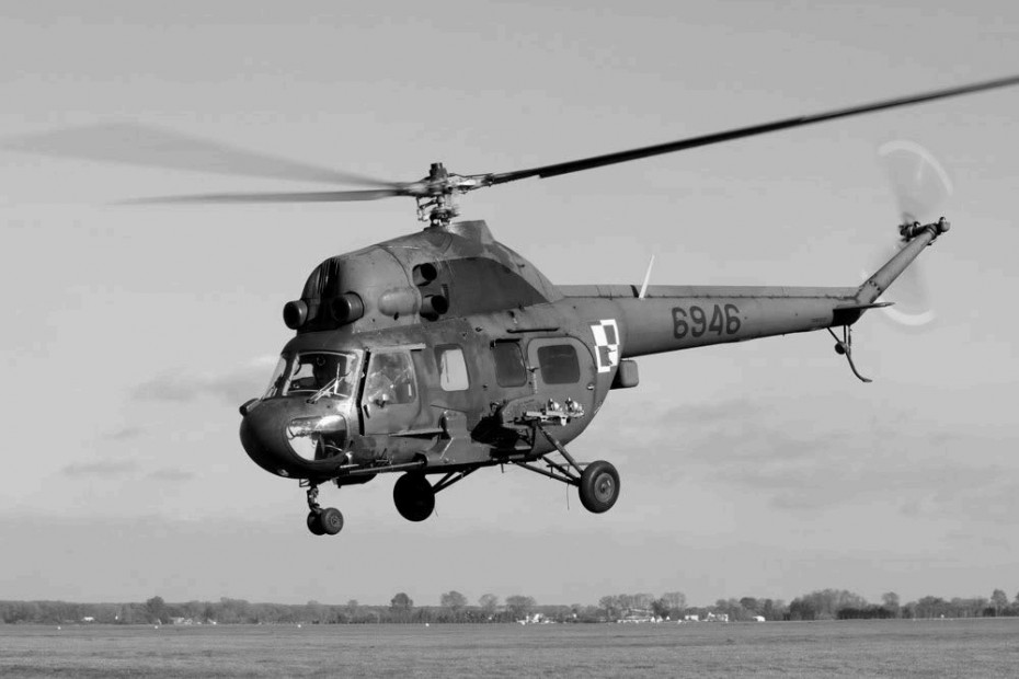 Пострадавшие при жесткой посадке вертолета Ми-2 в Жиганском улусе доставлены в Тикси