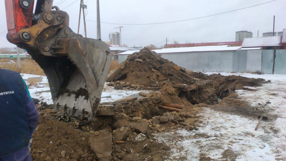 Третий раз за неделю в Якутске повреждают электрокабель при земляных работах