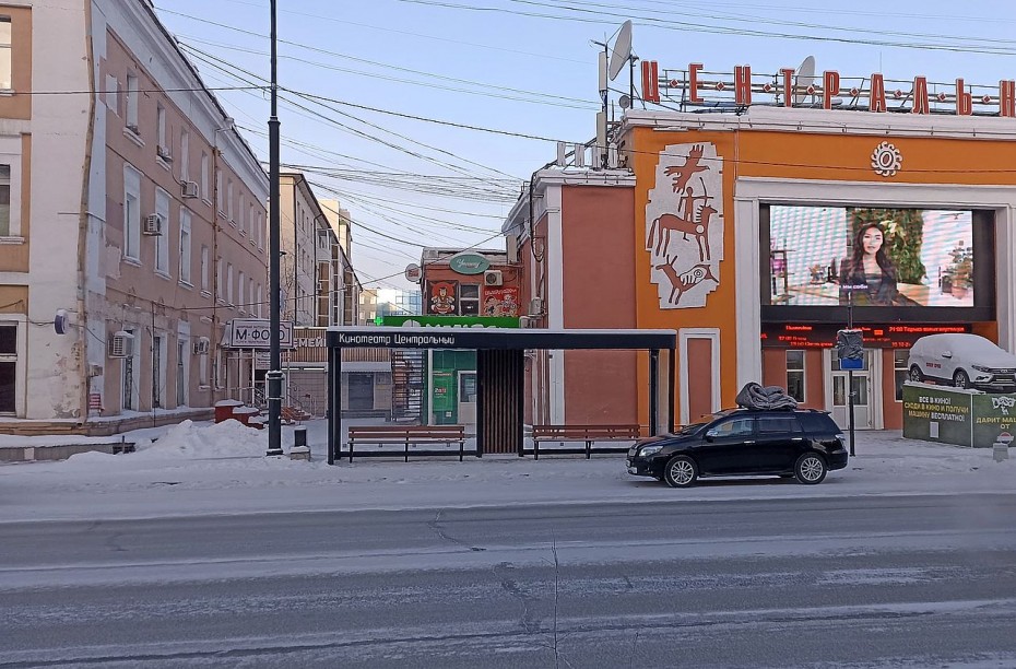 Запуск маршрутных автобусов по проспекту Ленина в Якутске перенесен