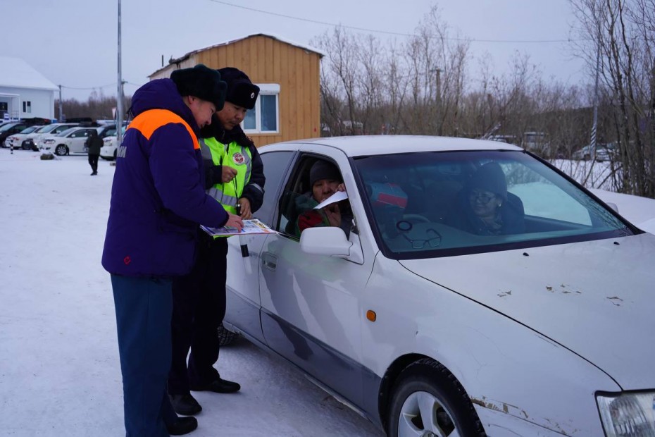 Прокуратура и Минтранс Якутии напоминают о опасности выезда на неокрепший лёд