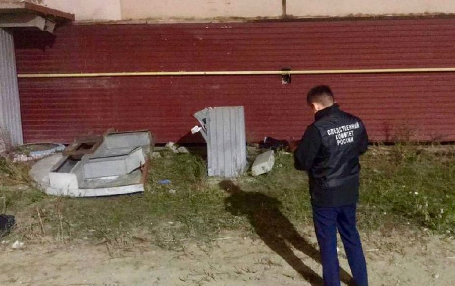 Продлен домашний арест мужчине, обвиняемому в гибели девочки под плитой по улице Автодорожной в Якутске